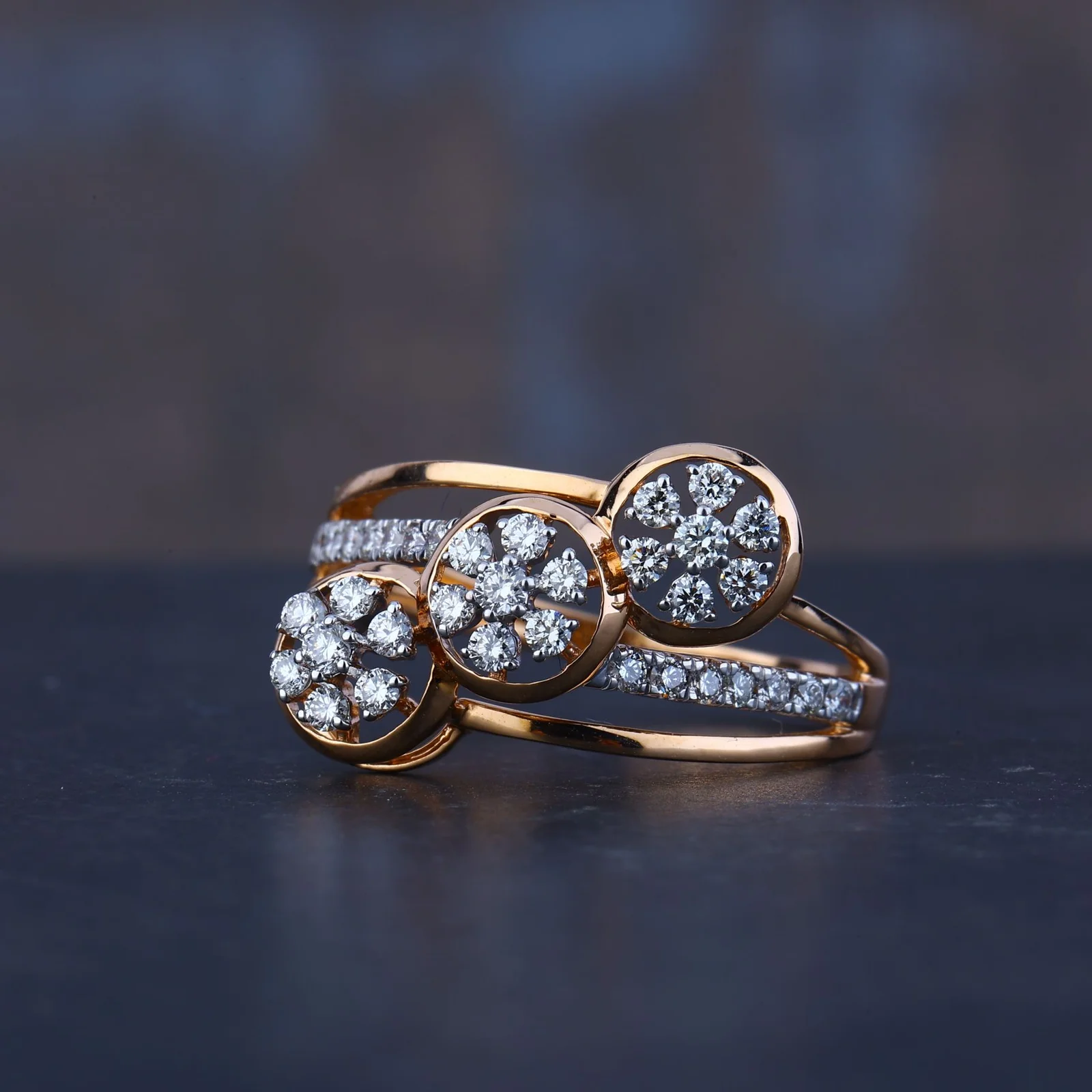 engagement-gold-ring-for-ladies