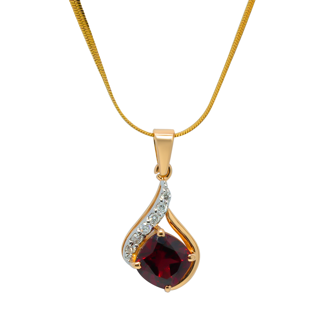 18k Gold Diamond Pendant IF-038